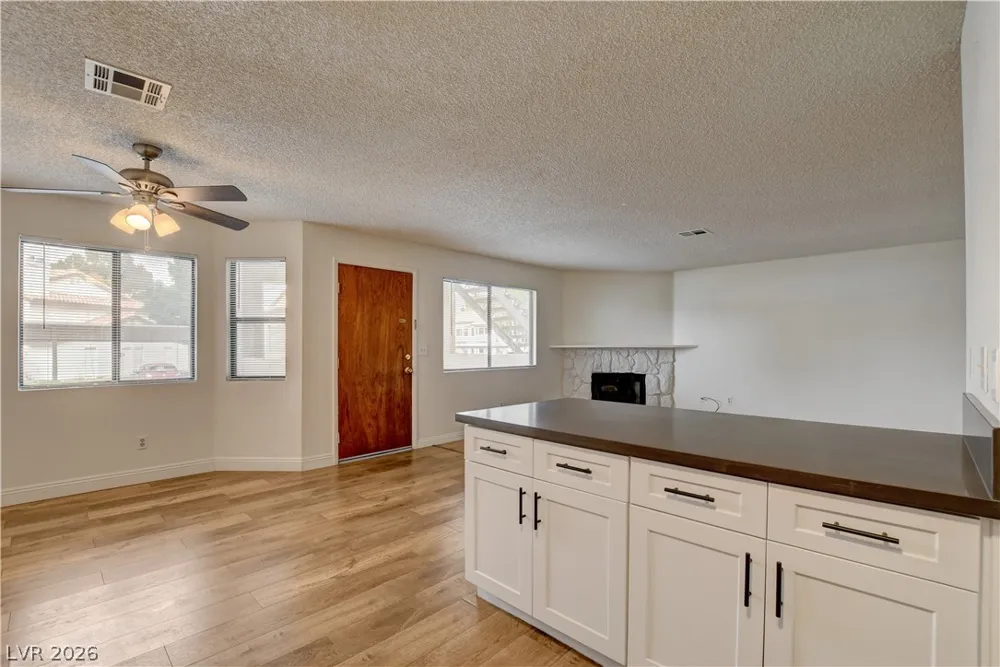 2713 Beaver Creek Court #102 Las Vegas, NV 89117