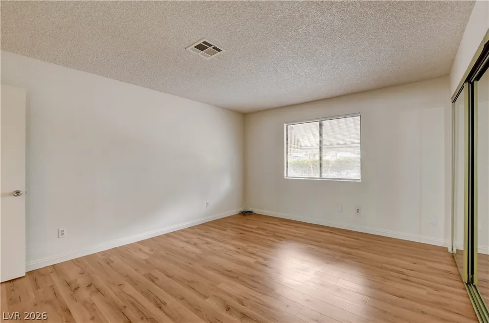 2713 Beaver Creek Court #102 Las Vegas, NV 89117