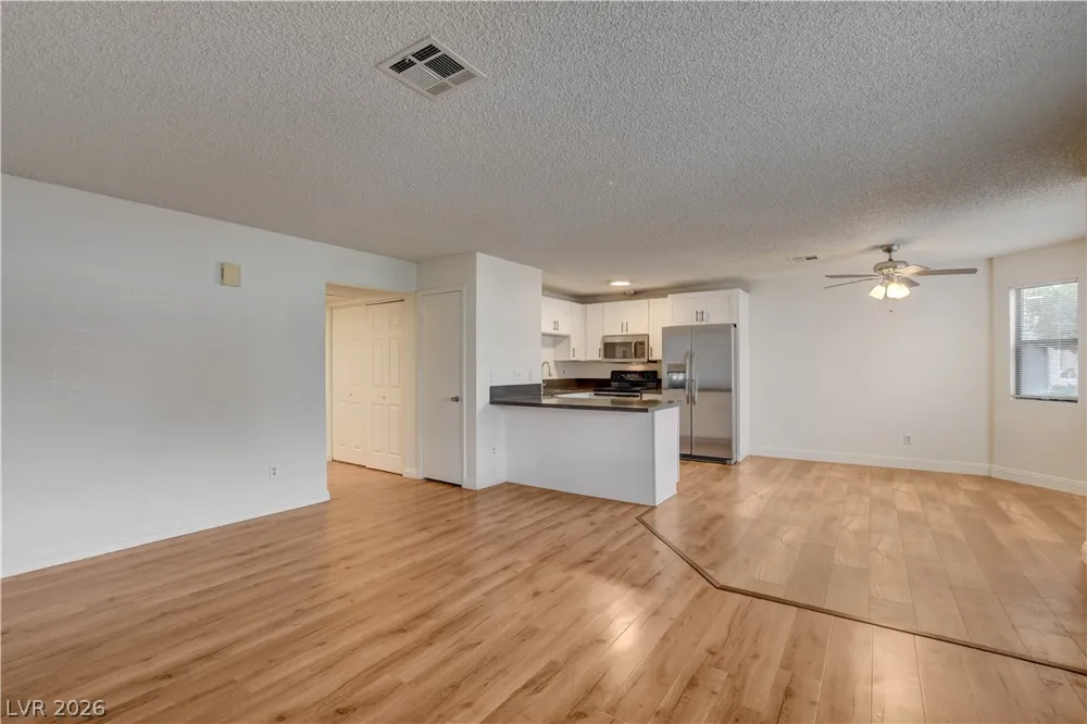 2713 Beaver Creek Court #102 Las Vegas, NV 89117