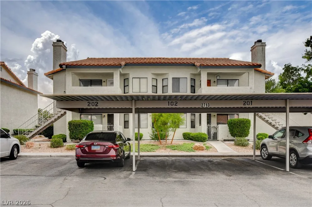 2713 Beaver Creek Court #102 Las Vegas, NV 89117