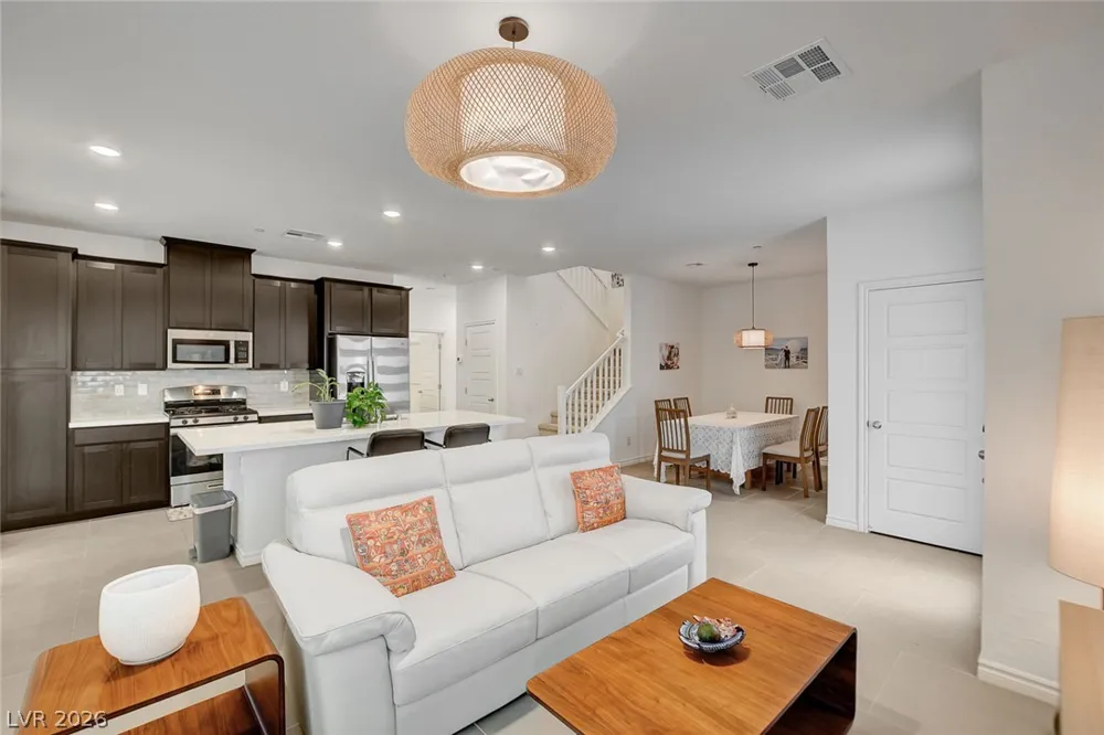 600 Carriage Hill Drive #1035 Las Vegas, NV 89138