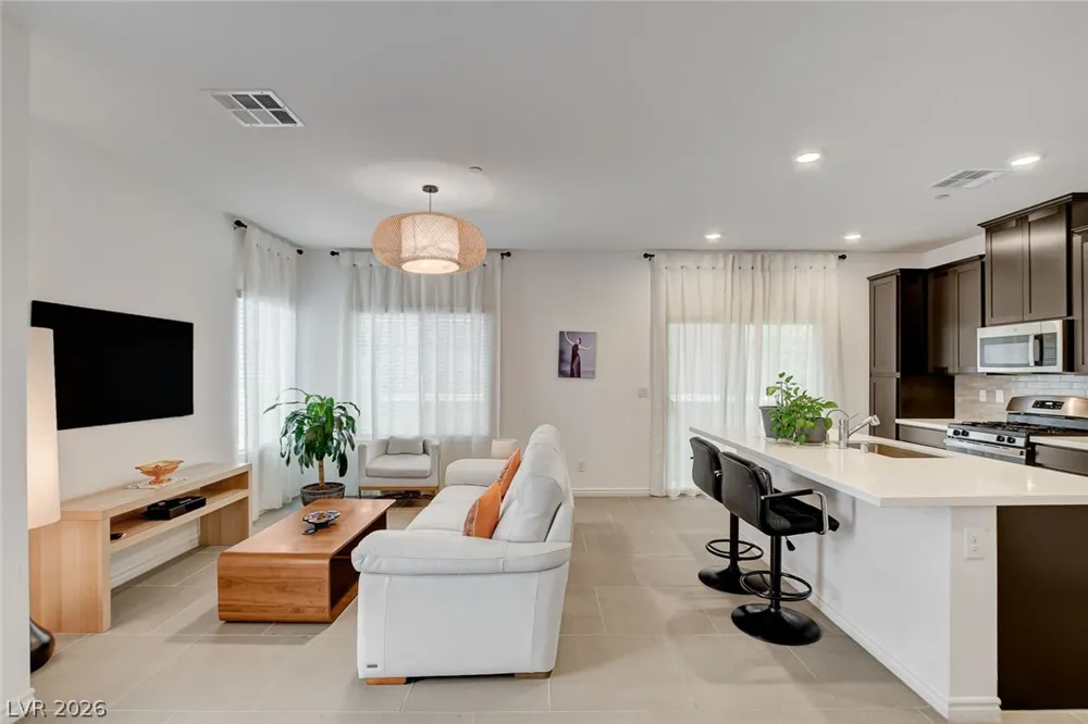 600 Carriage Hill Drive #1035 Las Vegas, NV 89138