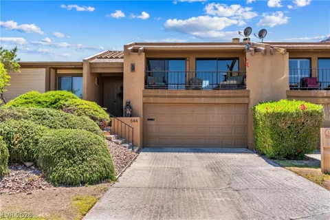 544 Greenbriar Place