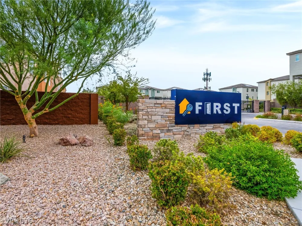 6888 Prairie Pearl Street Las Vegas, NV 89148