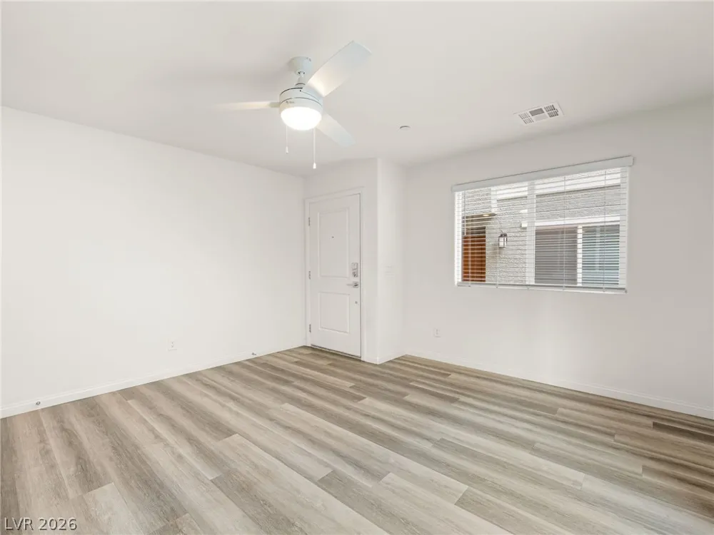 6888 Prairie Pearl Street Las Vegas, NV 89148