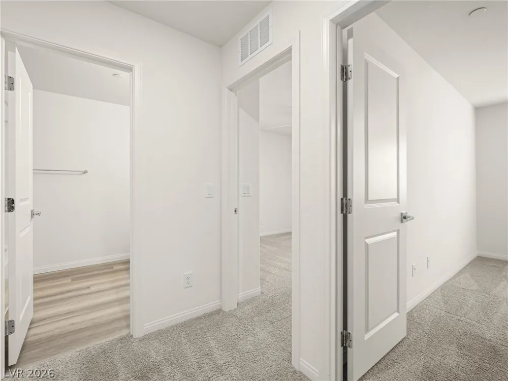 6888 Prairie Pearl Street Las Vegas, NV 89148