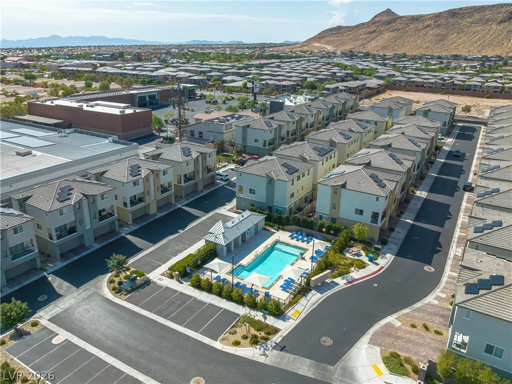 6888 Prairie Pearl Street Las Vegas, NV 89148