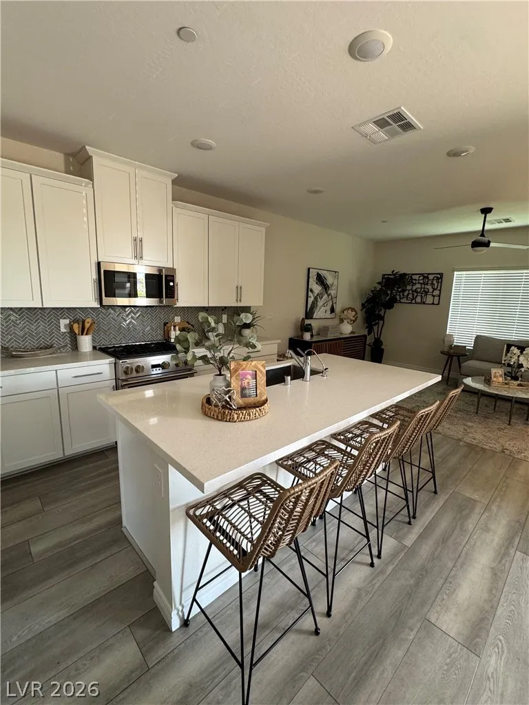 600 Carriage Hill Drive #1039 Las Vegas, NV 89138
