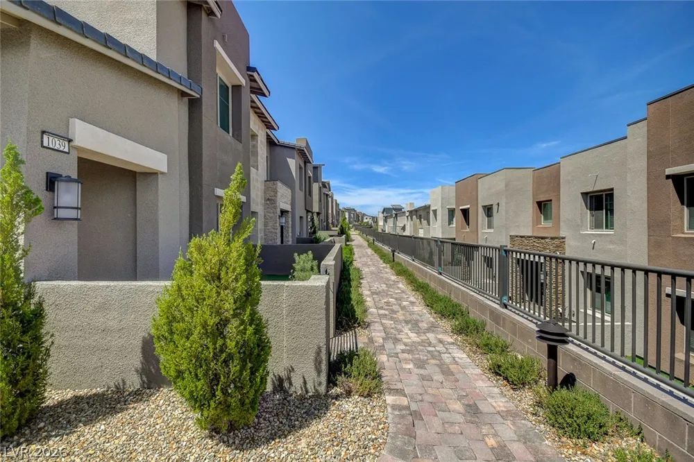 600 Carriage Hill Drive #1039 Las Vegas, NV 89138