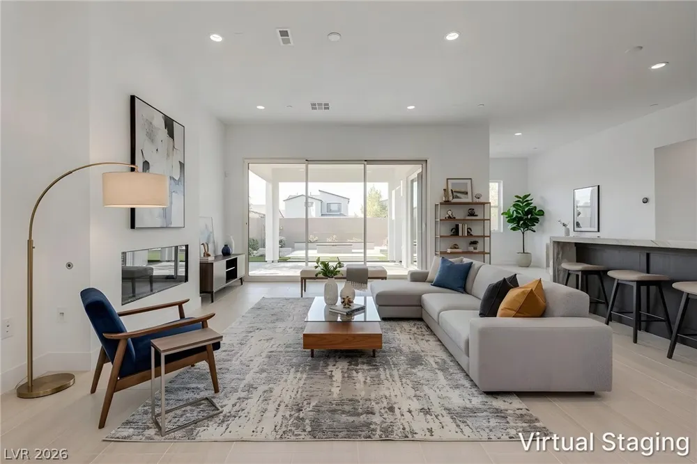 10226 Pleasant Knoll Avenue Las Vegas, NV 89166