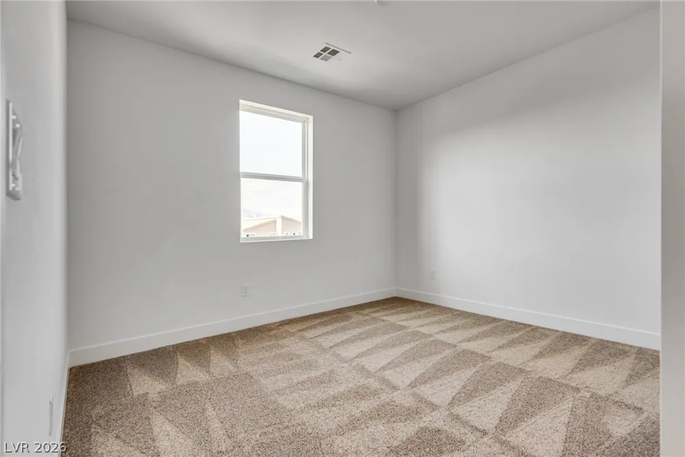 10226 Pleasant Knoll Avenue Las Vegas, NV 89166