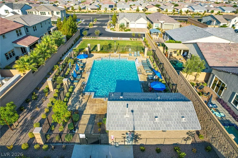 10226 Pleasant Knoll Avenue Las Vegas, NV 89166