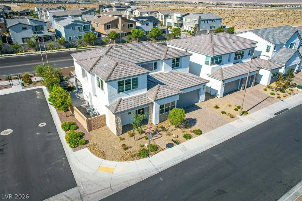 10226 Pleasant Knoll Avenue Las Vegas, NV 89166