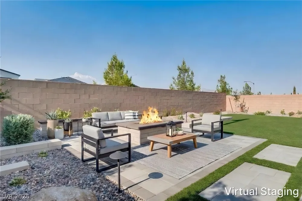 10226 Pleasant Knoll Avenue Las Vegas, NV 89166
