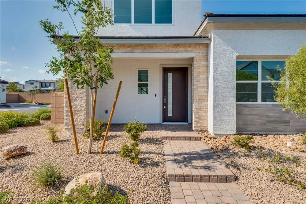 10226 Pleasant Knoll Avenue Las Vegas, NV 89166