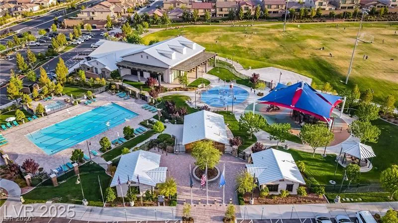 10226 Pleasant Knoll Avenue Las Vegas, NV 89166