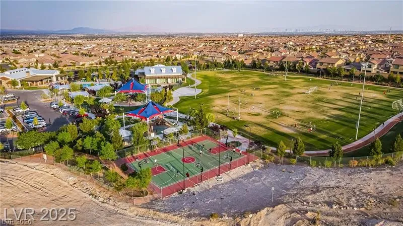 10226 Pleasant Knoll Avenue Las Vegas, NV 89166