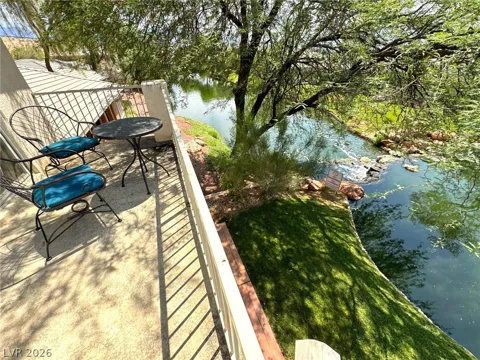 400 Paradise Parkway #105