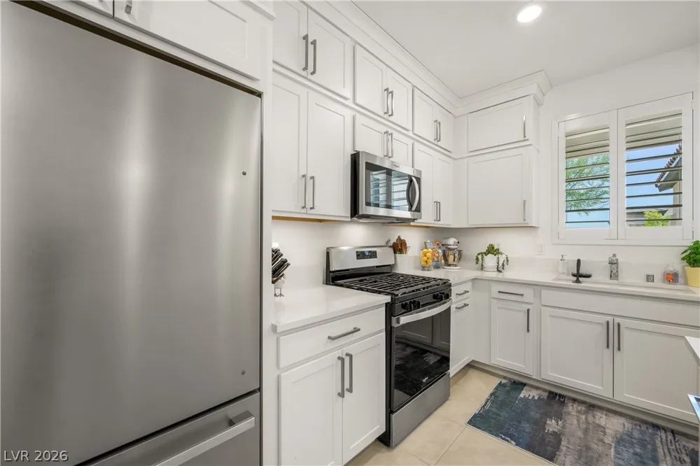 69 Stone Bluff Lane Henderson, NV 89011