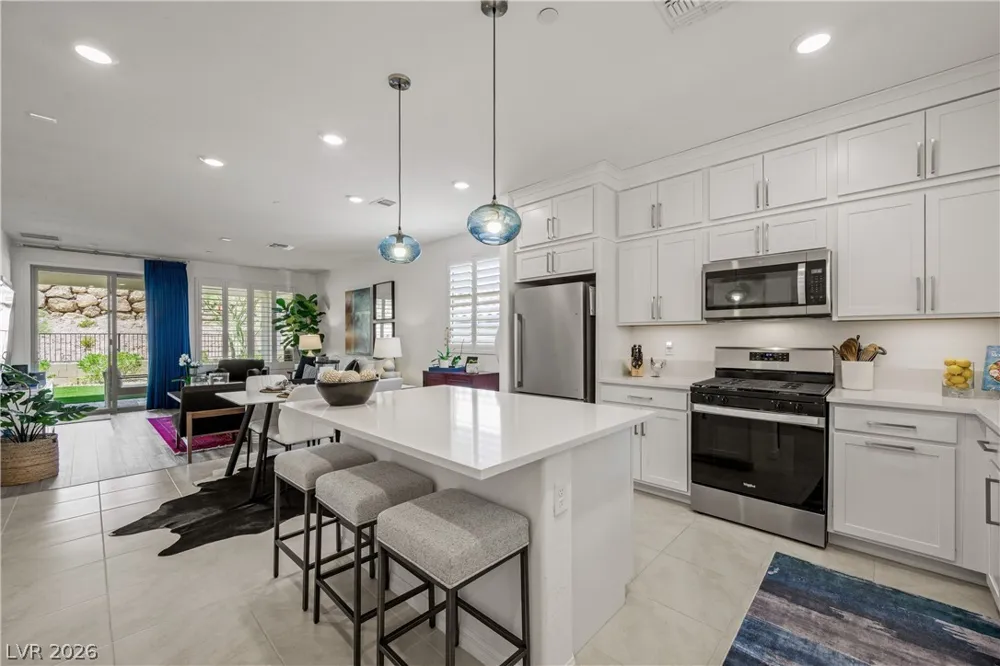 69 Stone Bluff Lane Henderson, NV 89011