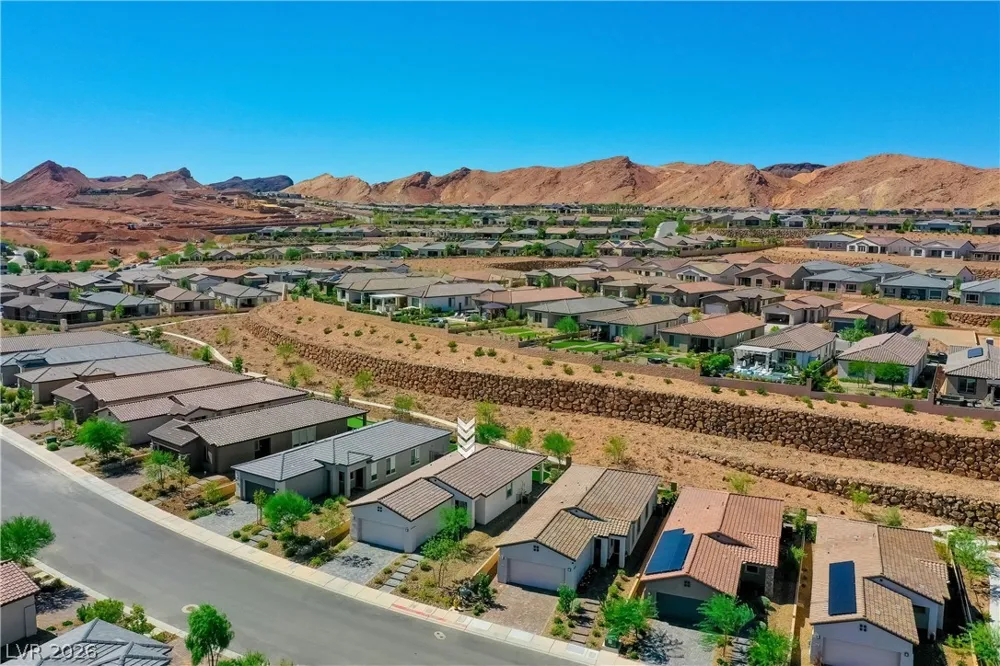 69 Stone Bluff Lane Henderson, NV 89011