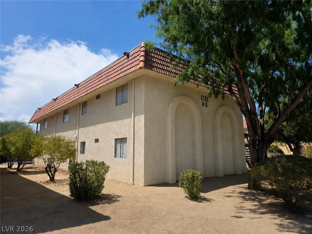 1709 Cordoba Lane Las Vegas, NV 89108