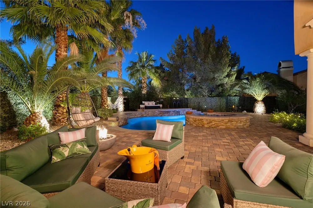 15 Benevolo Drive Henderson, NV 89011