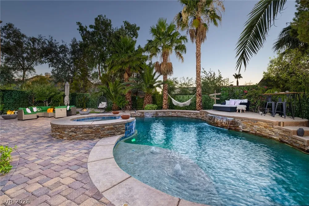 15 Benevolo Drive Henderson, NV 89011