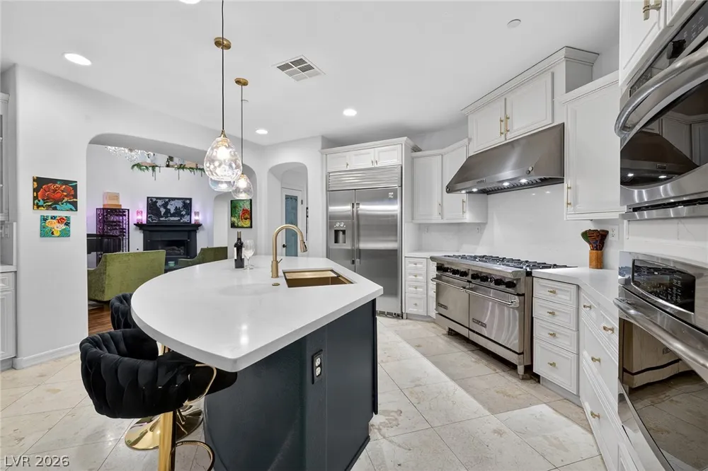 15 Benevolo Drive Henderson, NV 89011