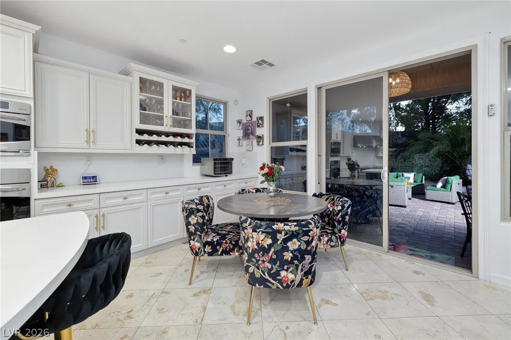 15 Benevolo Drive Henderson, NV 89011