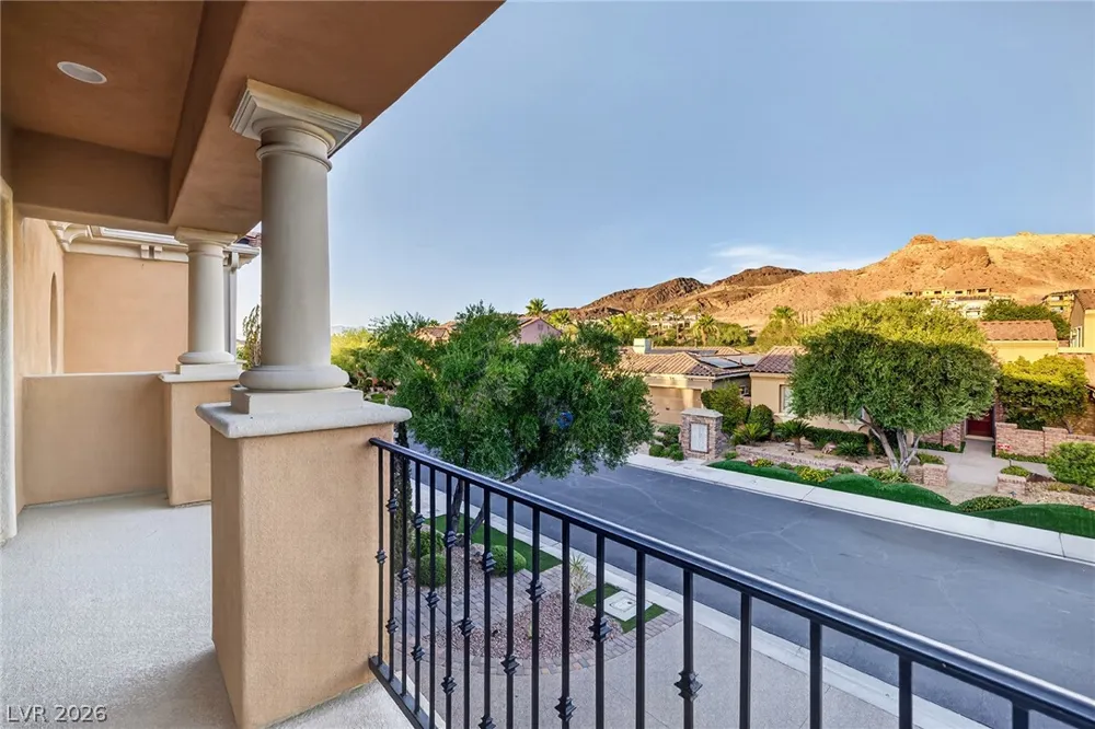 15 Benevolo Drive Henderson, NV 89011