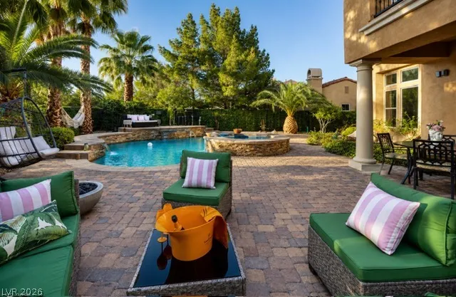 15 Benevolo Drive Henderson, NV 89011
