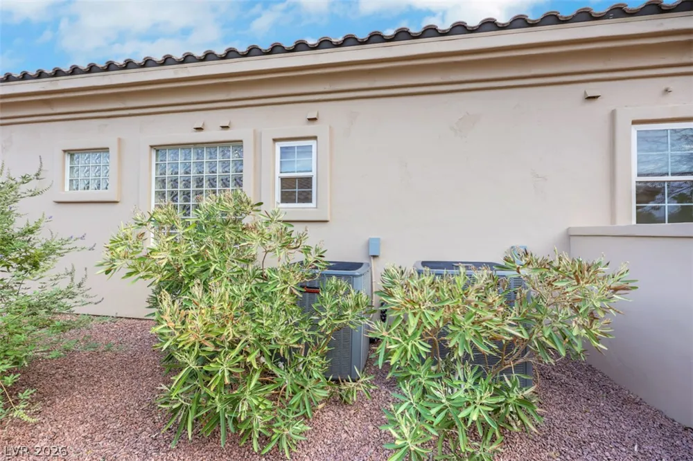 15 Avenida Fiori Henderson, NV 89011