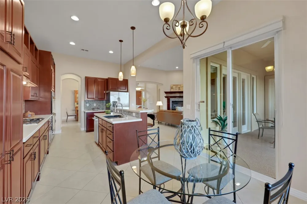15 Avenida Fiori Henderson, NV 89011
