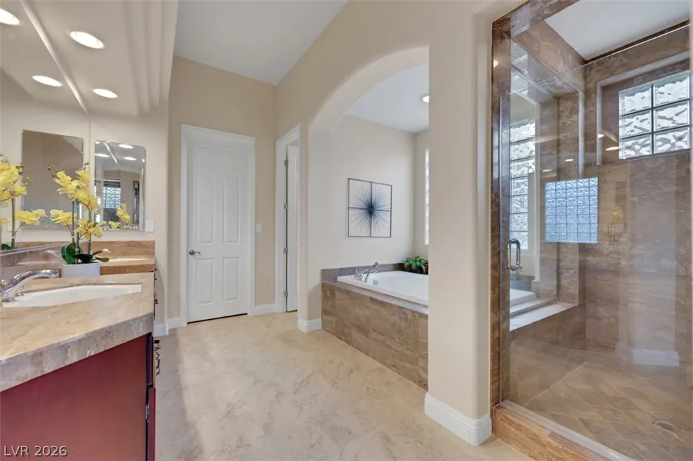 15 Avenida Fiori Henderson, NV 89011
