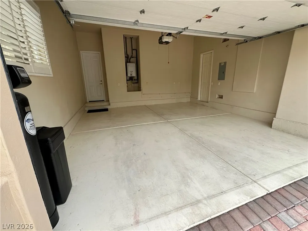 15 Avenida Fiori Henderson, NV 89011