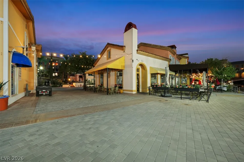 15 Avenida Fiori Henderson, NV 89011