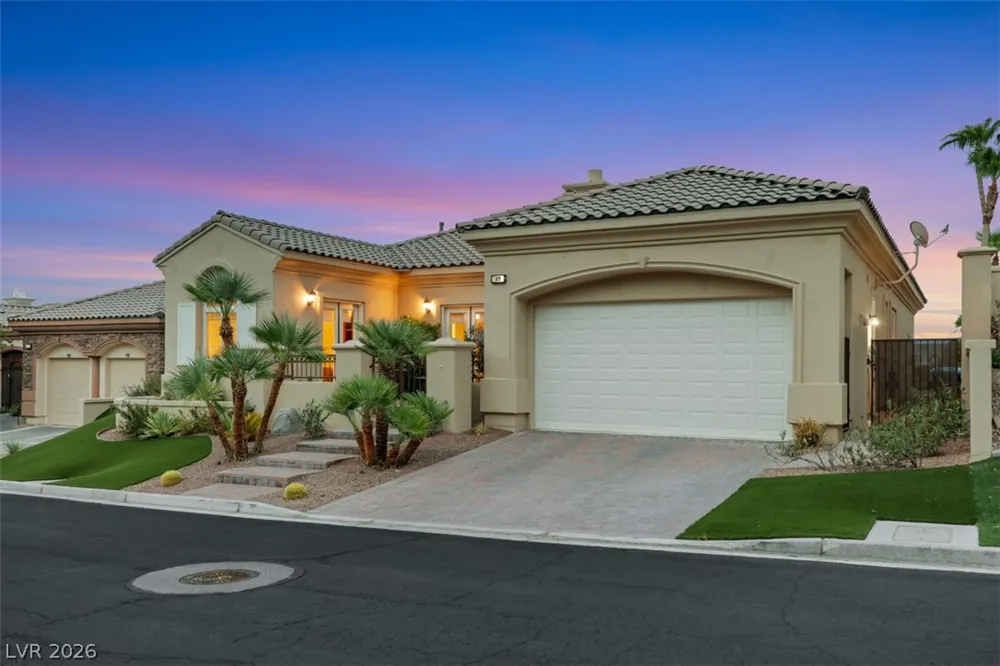 15 Avenida Fiori Henderson, NV 89011
