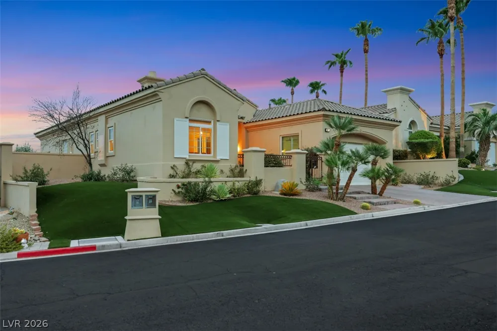 15 Avenida Fiori Henderson, NV 89011
