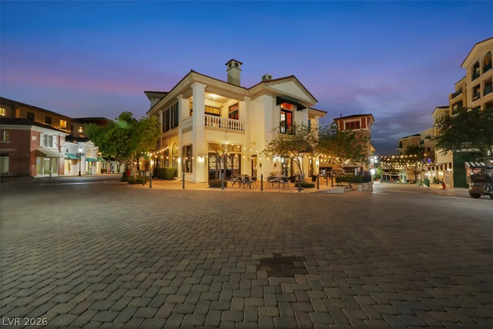 15 Avenida Fiori Henderson, NV 89011