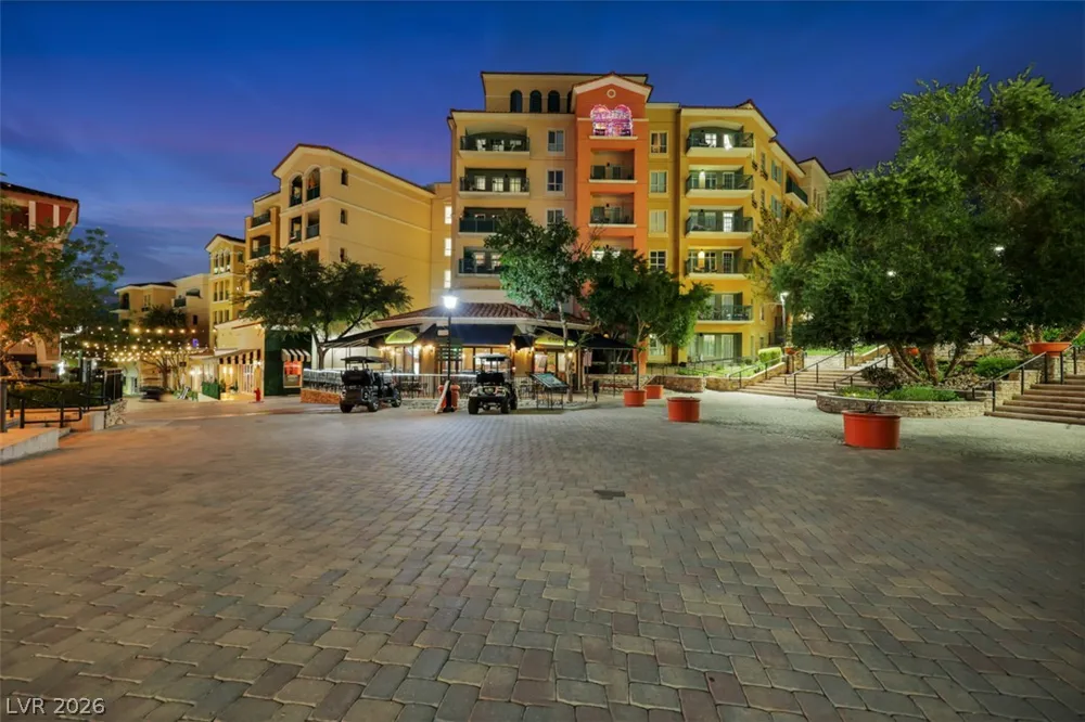 15 Avenida Fiori Henderson, NV 89011