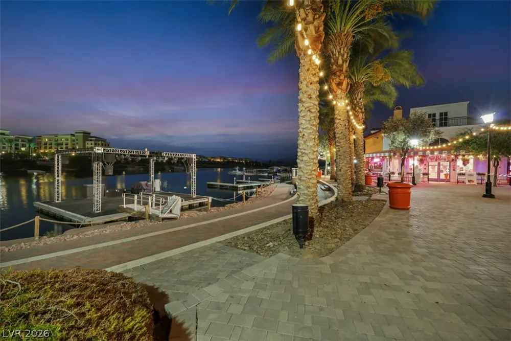 15 Avenida Fiori Henderson, NV 89011
