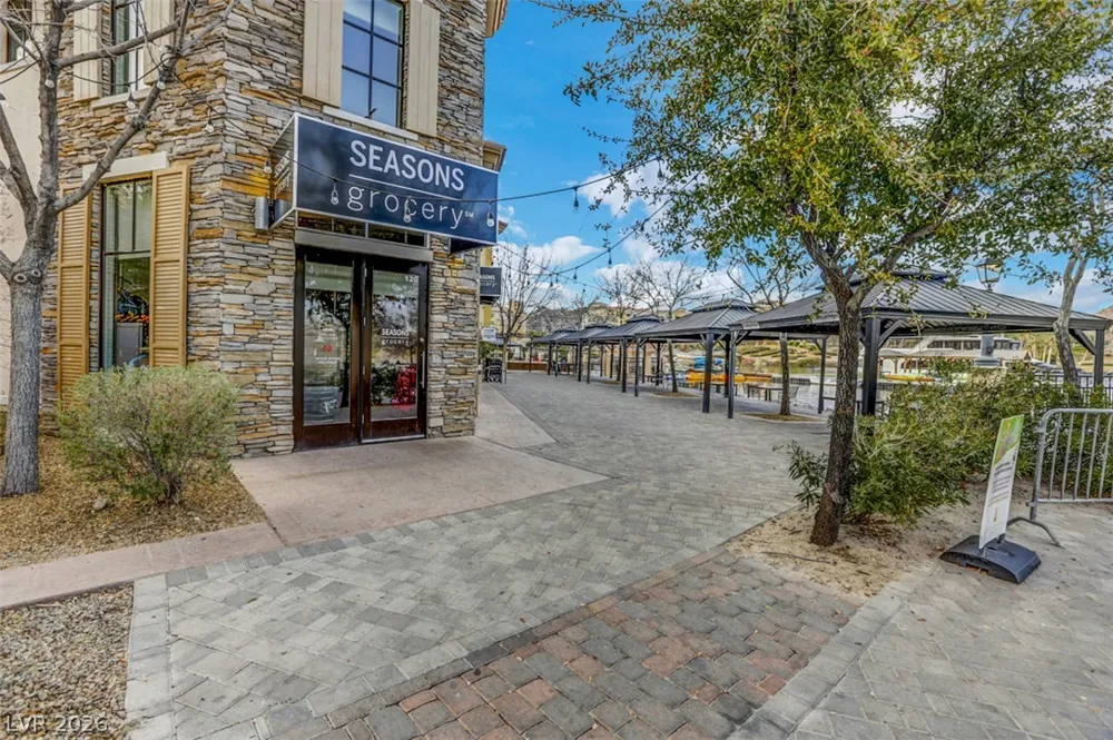 15 Avenida Fiori Henderson, NV 89011