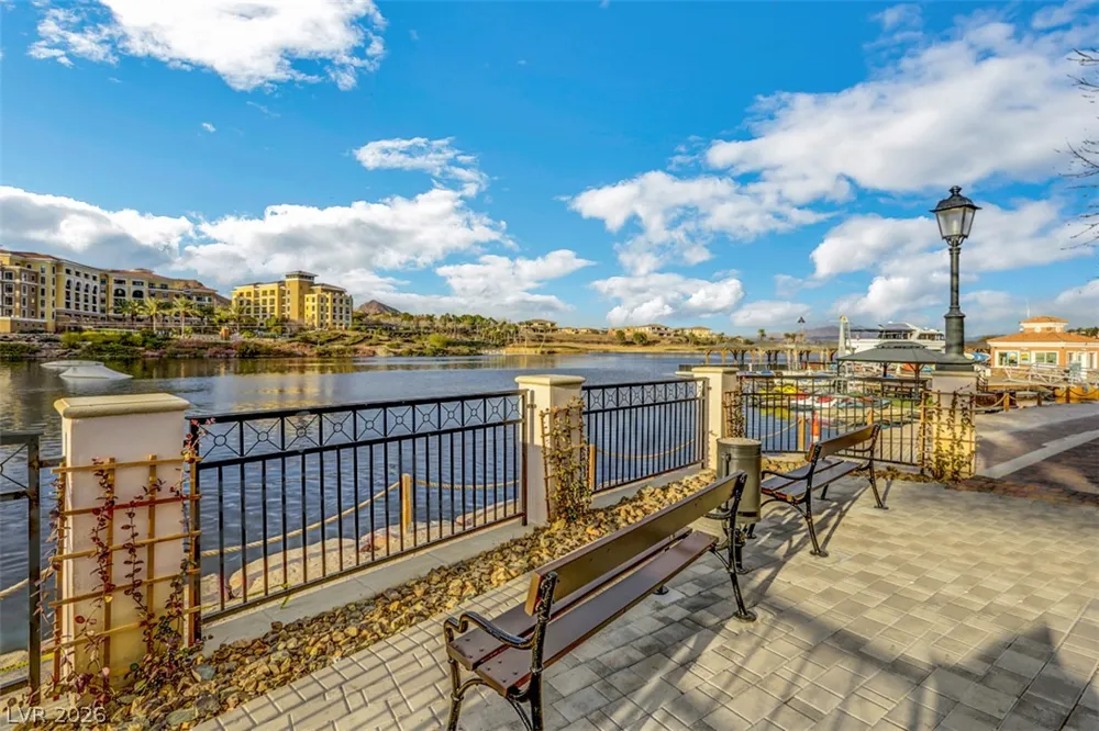 15 Avenida Fiori Henderson, NV 89011