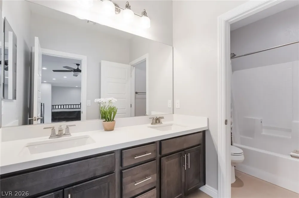 3038 Hushed Sonnet Avenue Henderson, NV 89044