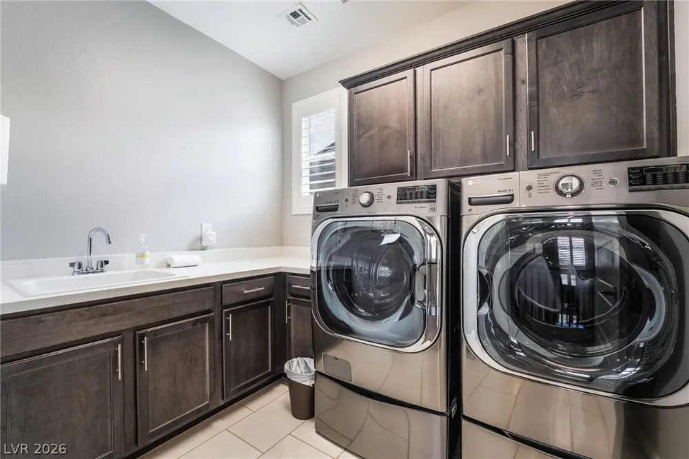 3038 Hushed Sonnet Avenue Henderson, NV 89044