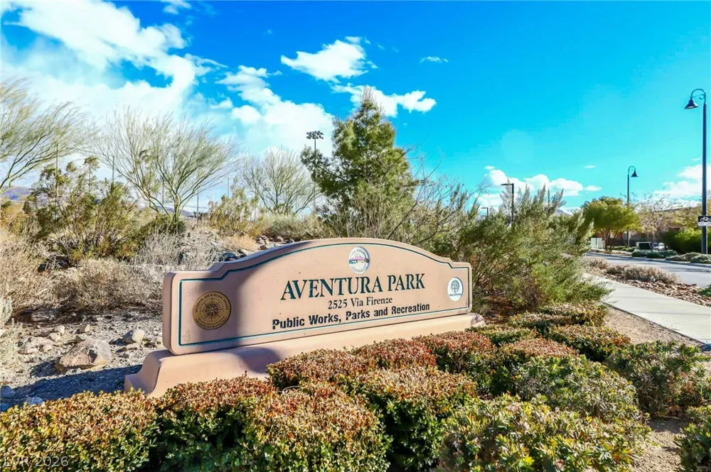 3038 Hushed Sonnet Avenue Henderson, NV 89044