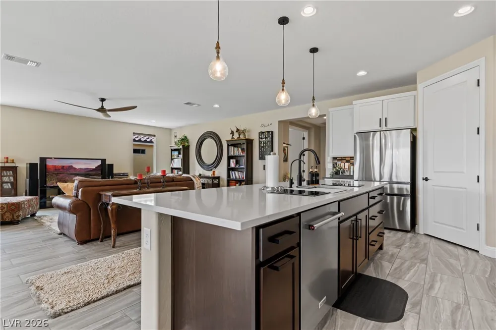 1486 Downy Peak Canyon Mesquite, NV 89034