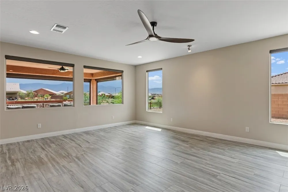 1486 Downy Peak Canyon Mesquite, NV 89034