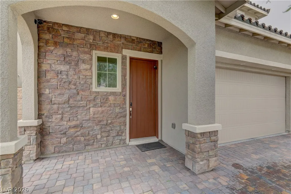 9901 Cullin Range Avenue Las Vegas, NV 89166